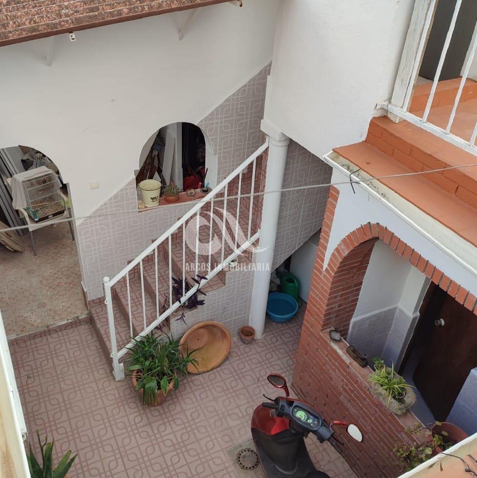 For sale of house in Córdoba