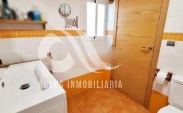 For sale of house in Córdoba