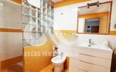 For sale of house in Córdoba