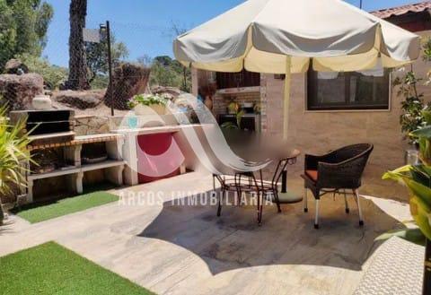 For sale of chalet in Córdoba