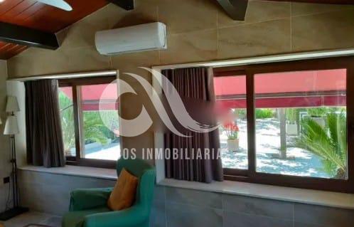 For sale of chalet in Córdoba