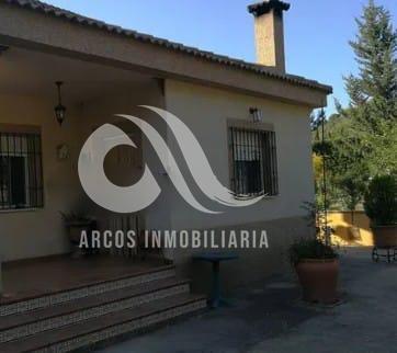 For sale of chalet in Córdoba