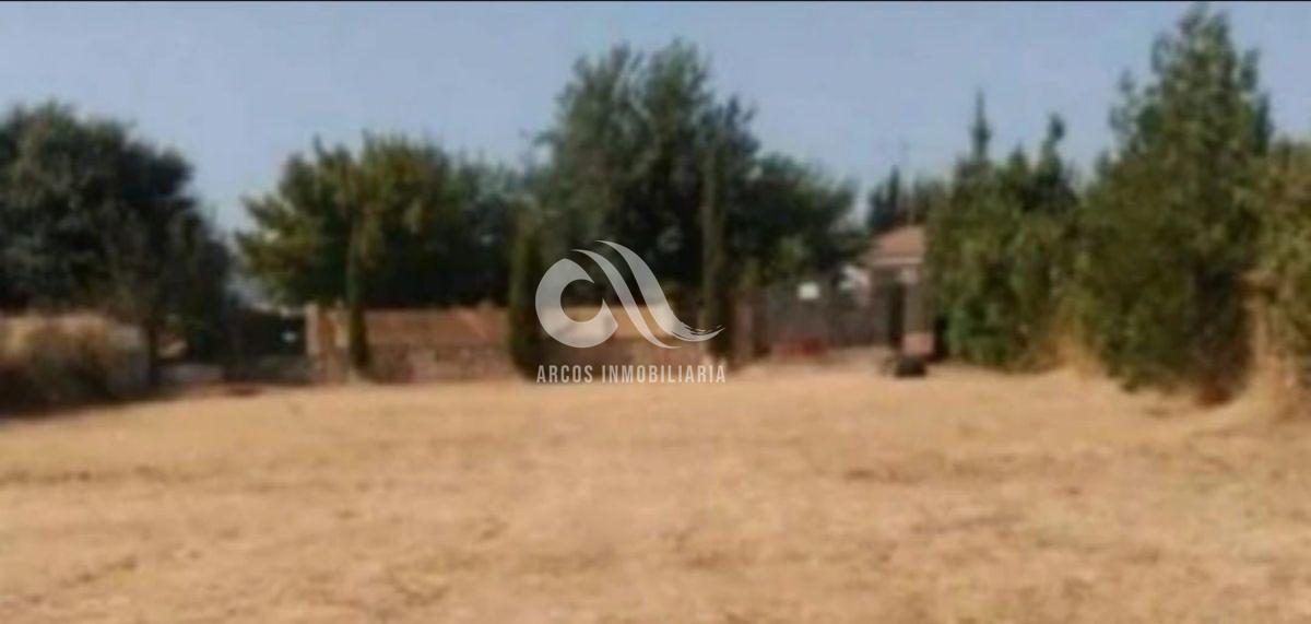 For sale of land in Córdoba