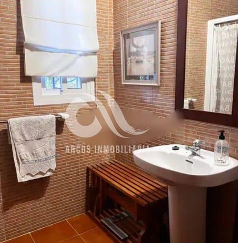 For sale of chalet in Córdoba