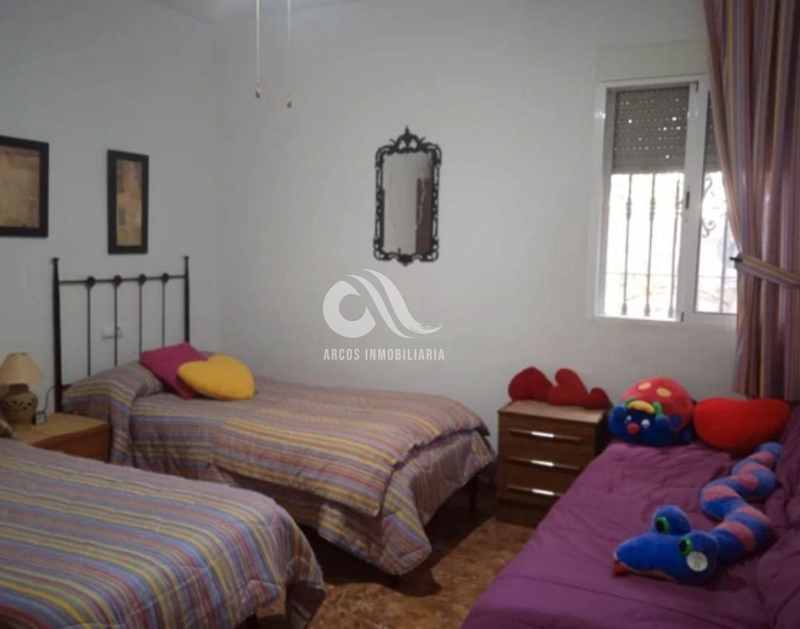 For sale of land in Córdoba