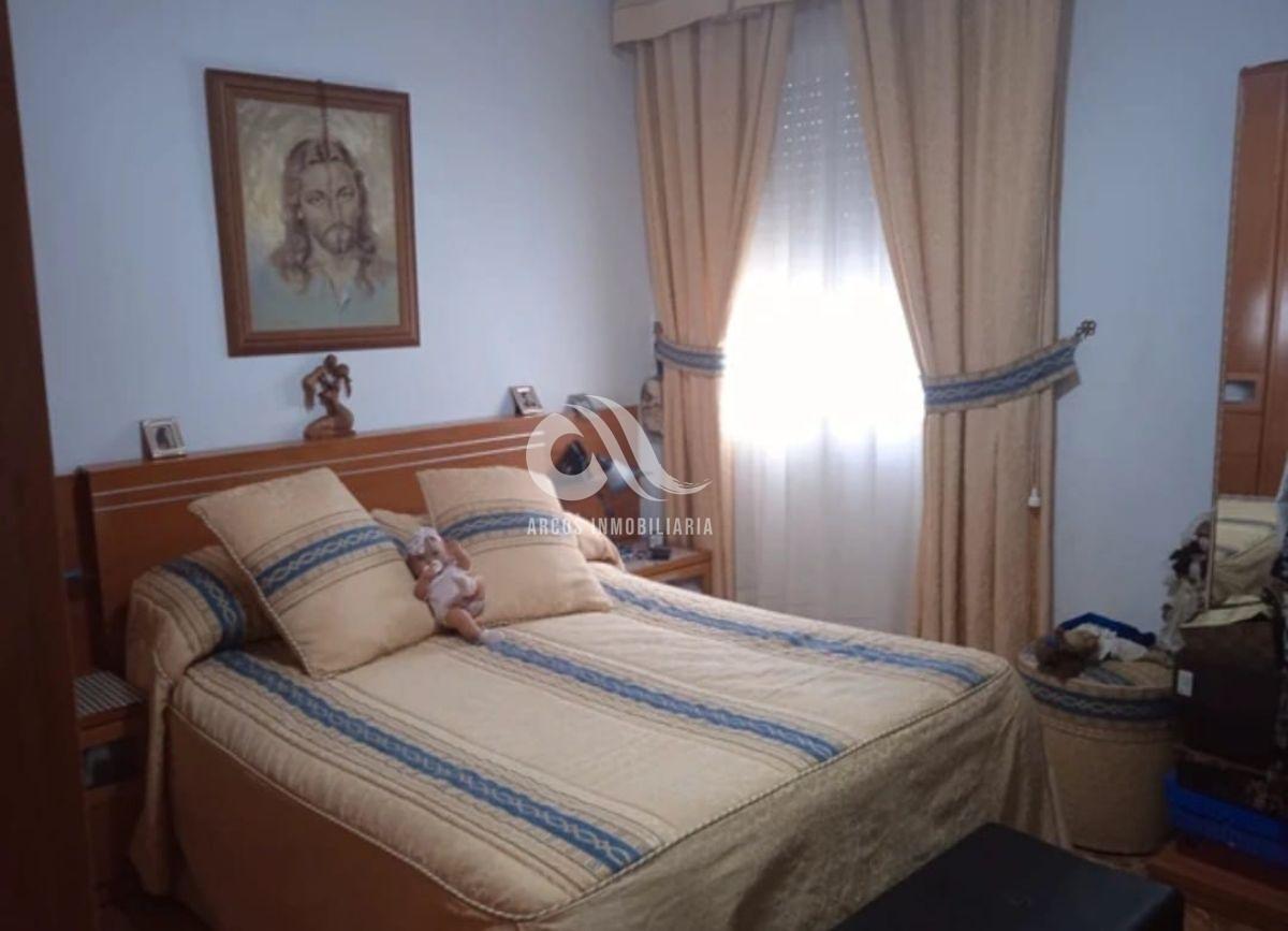 For sale of land in Córdoba