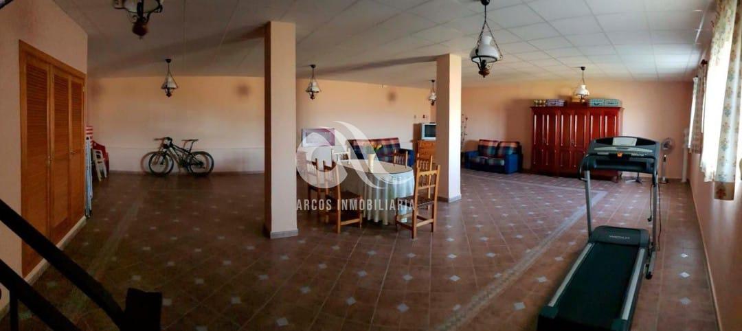 For sale of house in Córdoba