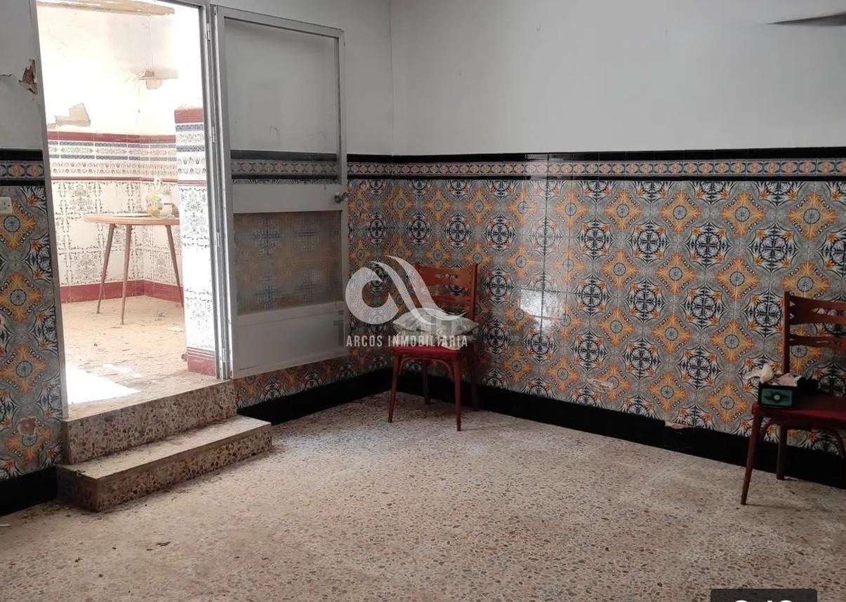 Venta de casa en Fernán-Núñez