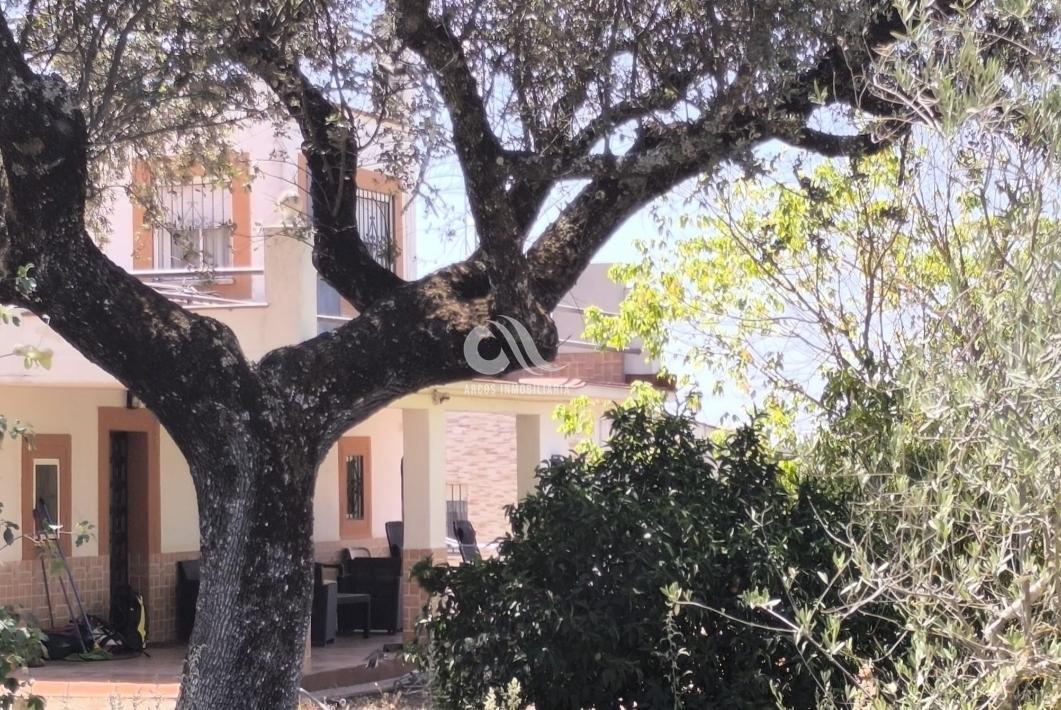 Venta de chalet en Córdoba
