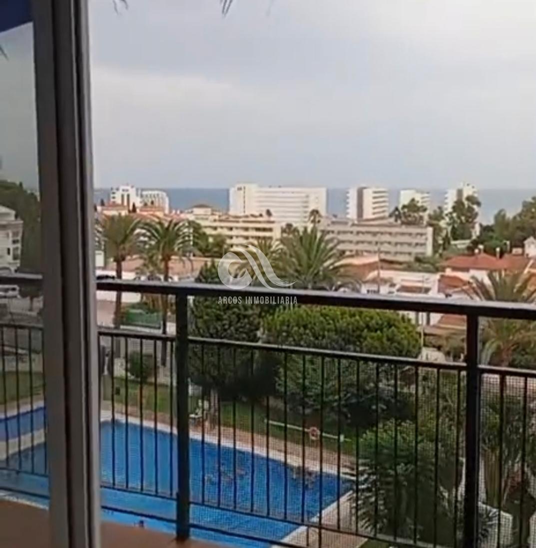 Venta de piso en Benalmádena