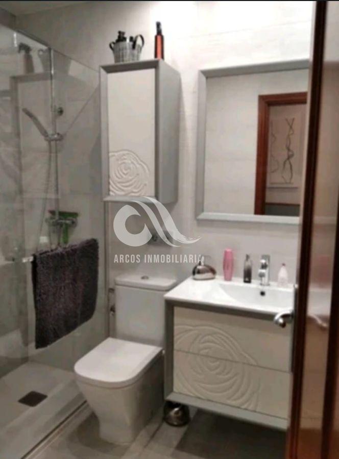 For sale of house in Córdoba
