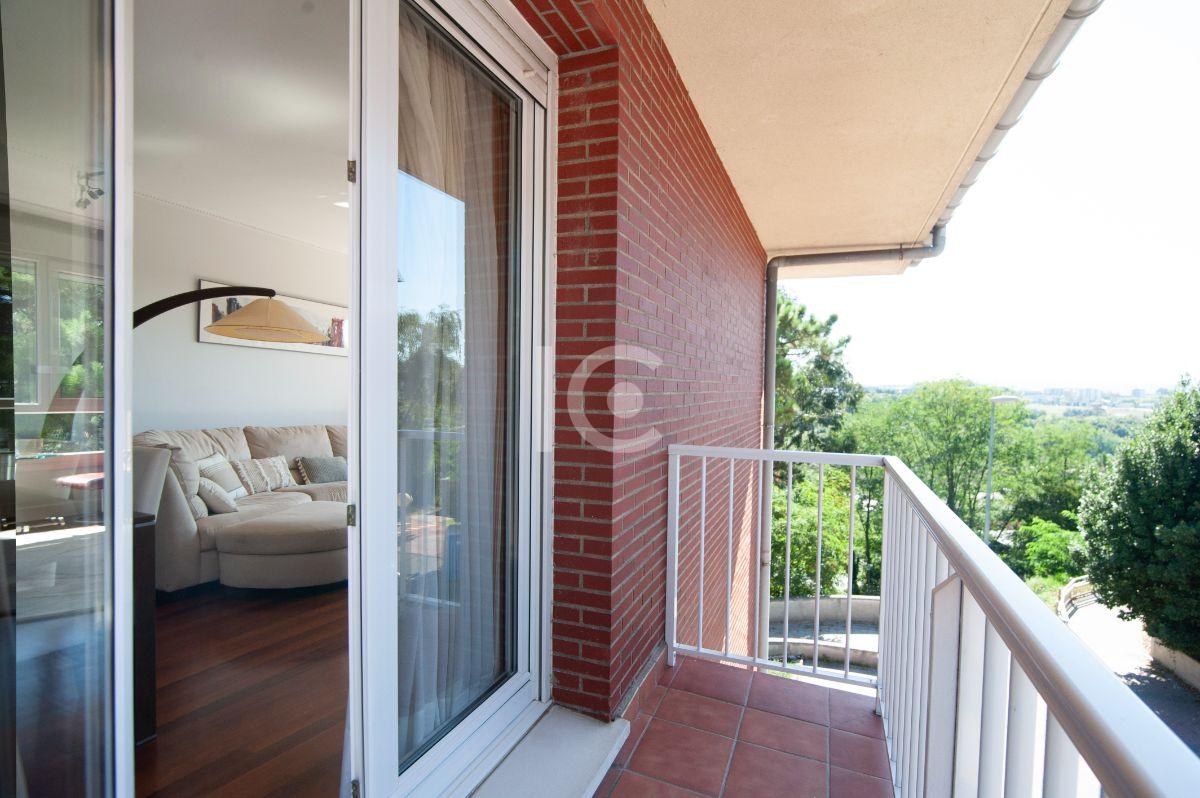 For sale of flat in Getxo