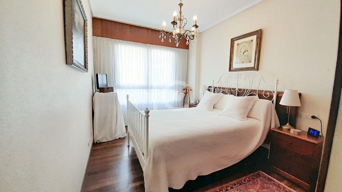 For sale of flat in Getxo