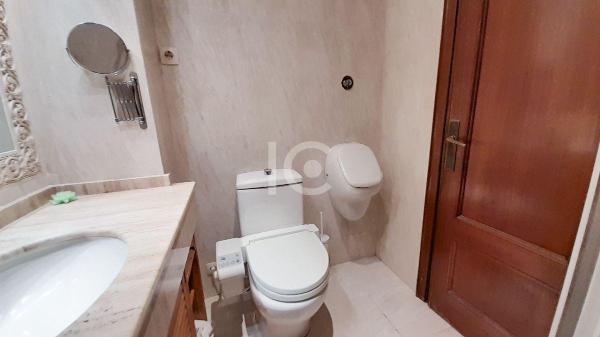 For sale of flat in Getxo