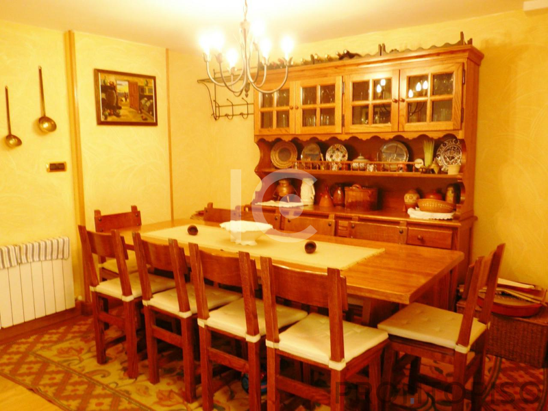 For sale of flat in Getxo