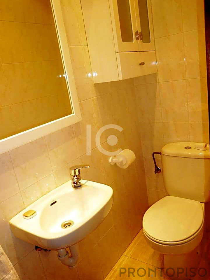 For sale of flat in Getxo