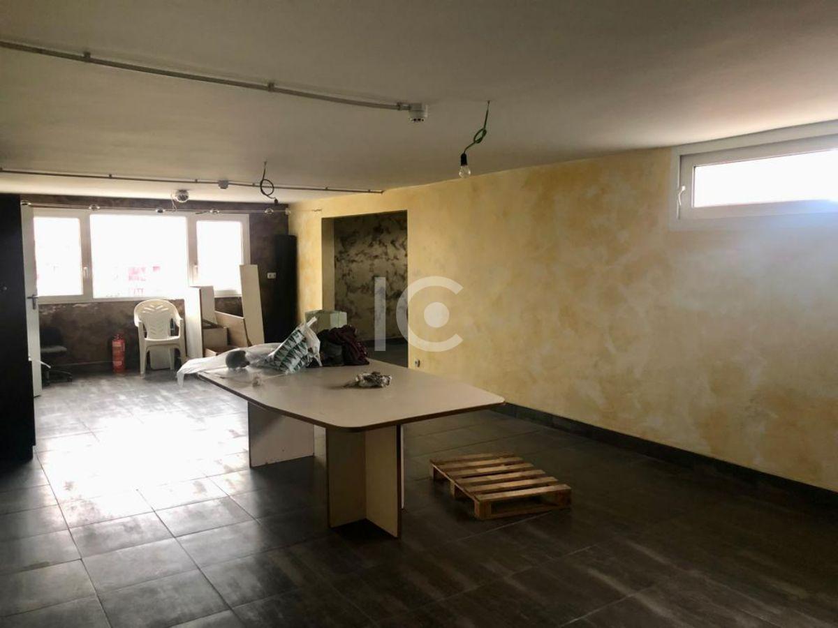 For sale of industrial plant/warehouse in Berango