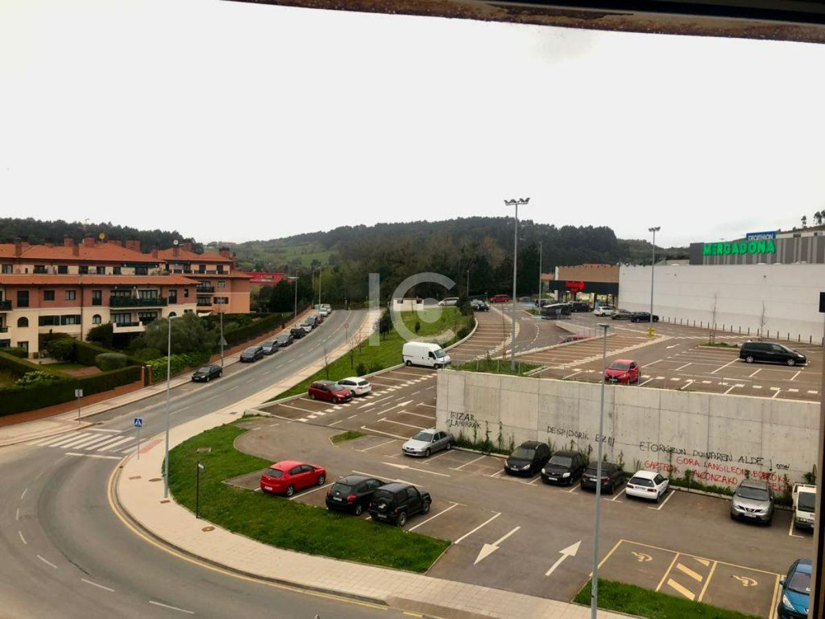 For sale of industrial plant/warehouse in Berango