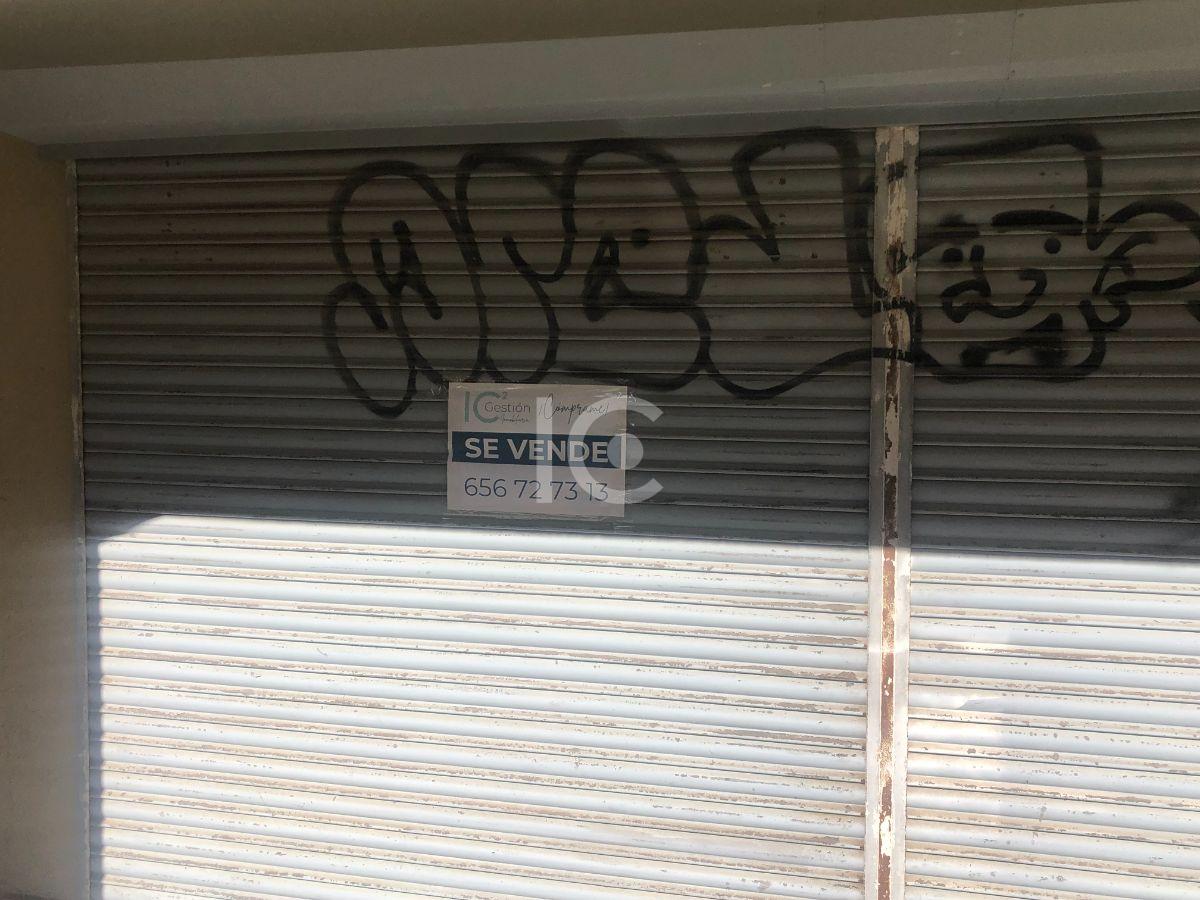 For sale of commercial in Algorta