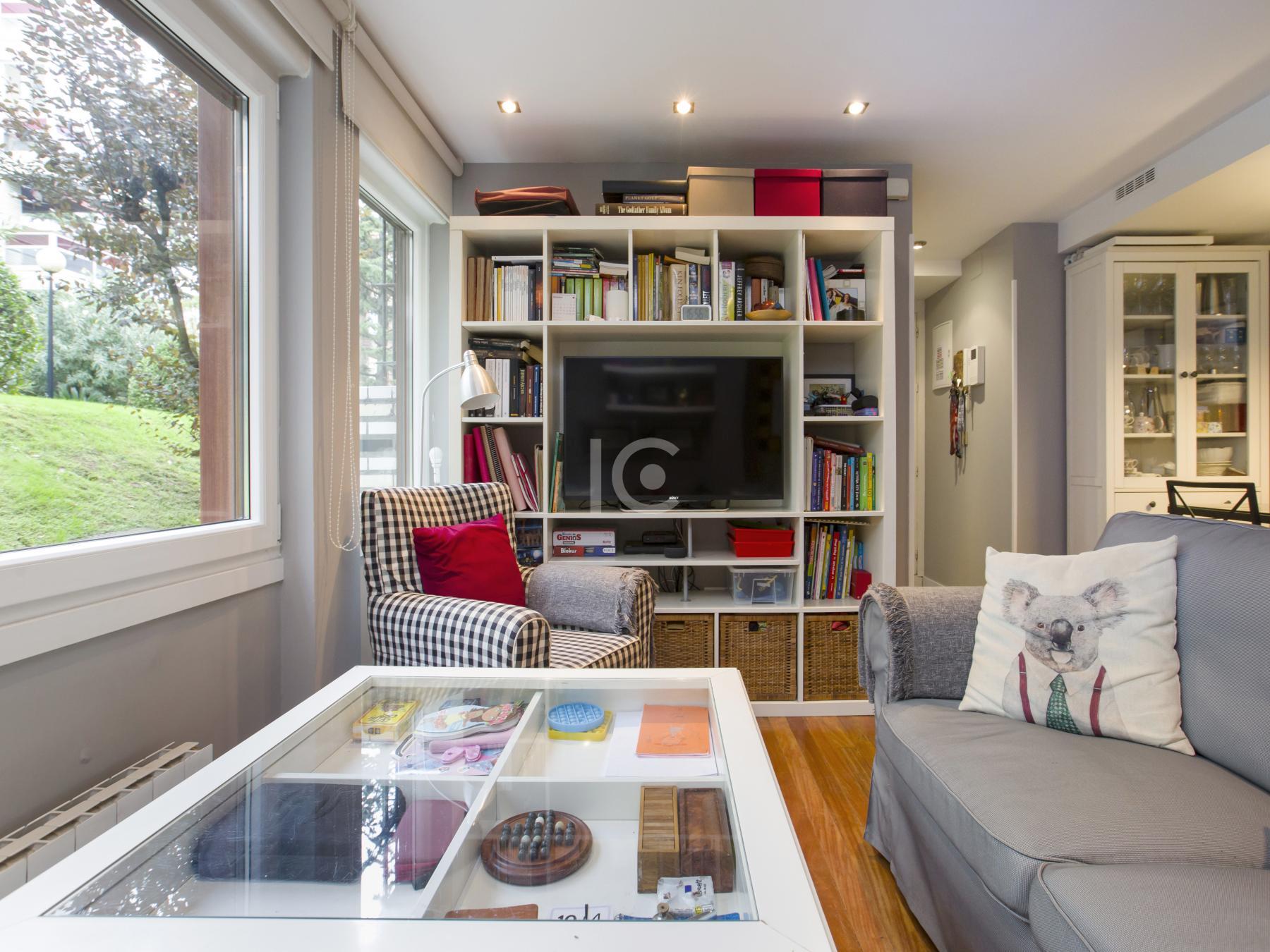 For sale of apartment in Getxo