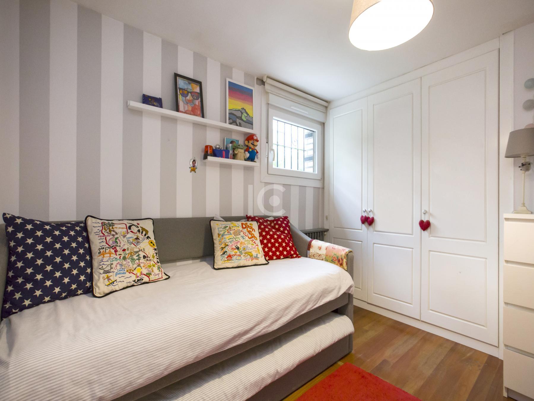 For sale of apartment in Getxo