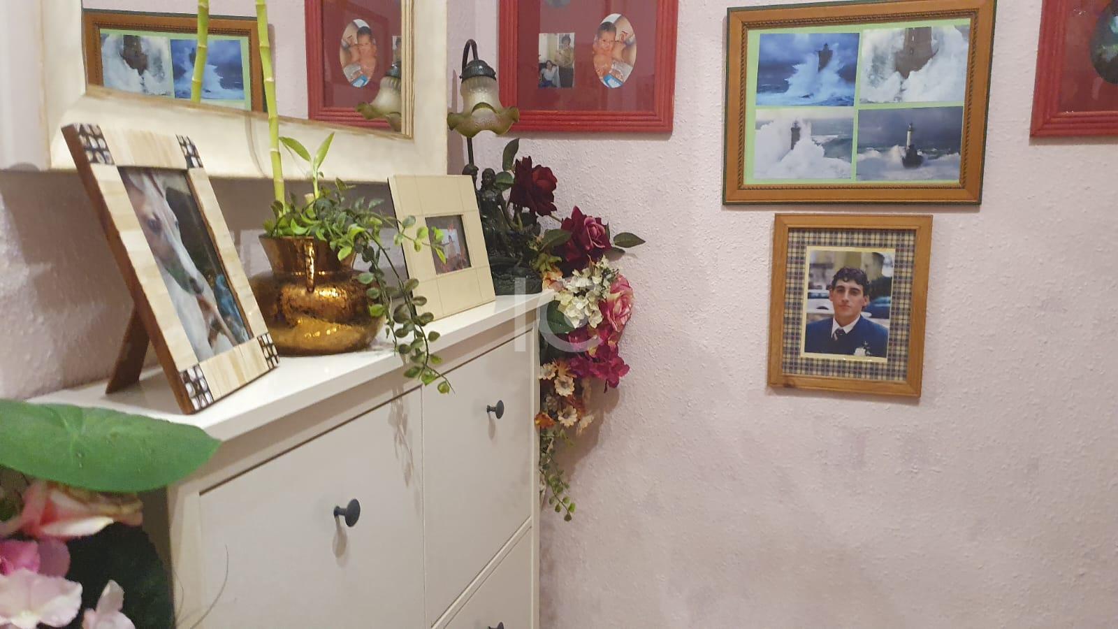 For sale of flat in Barakaldo