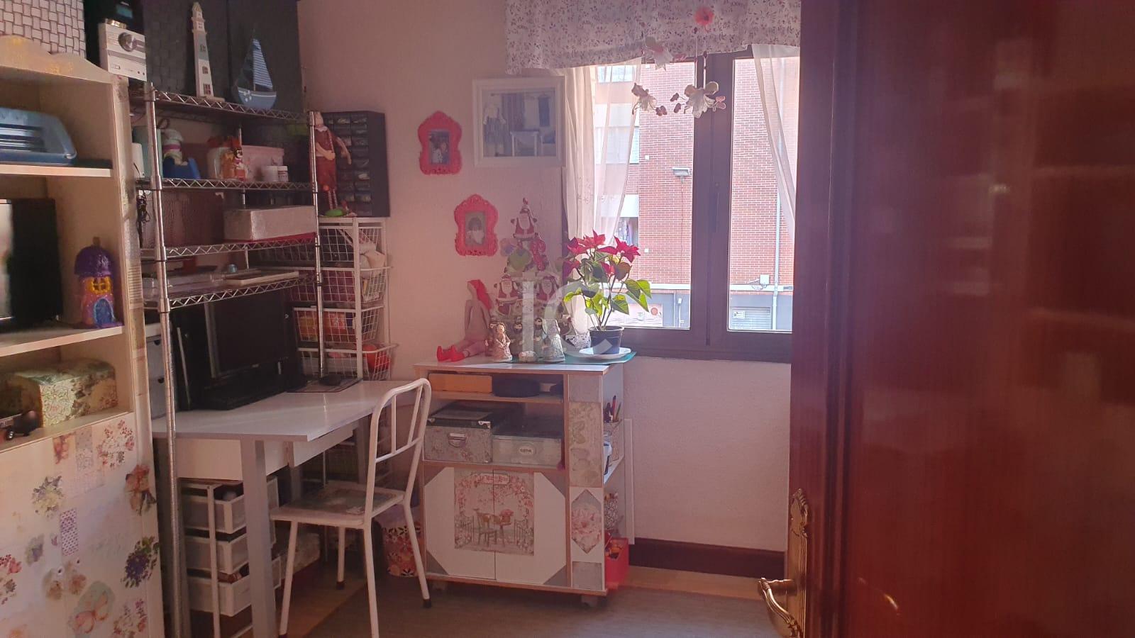 For sale of flat in Barakaldo