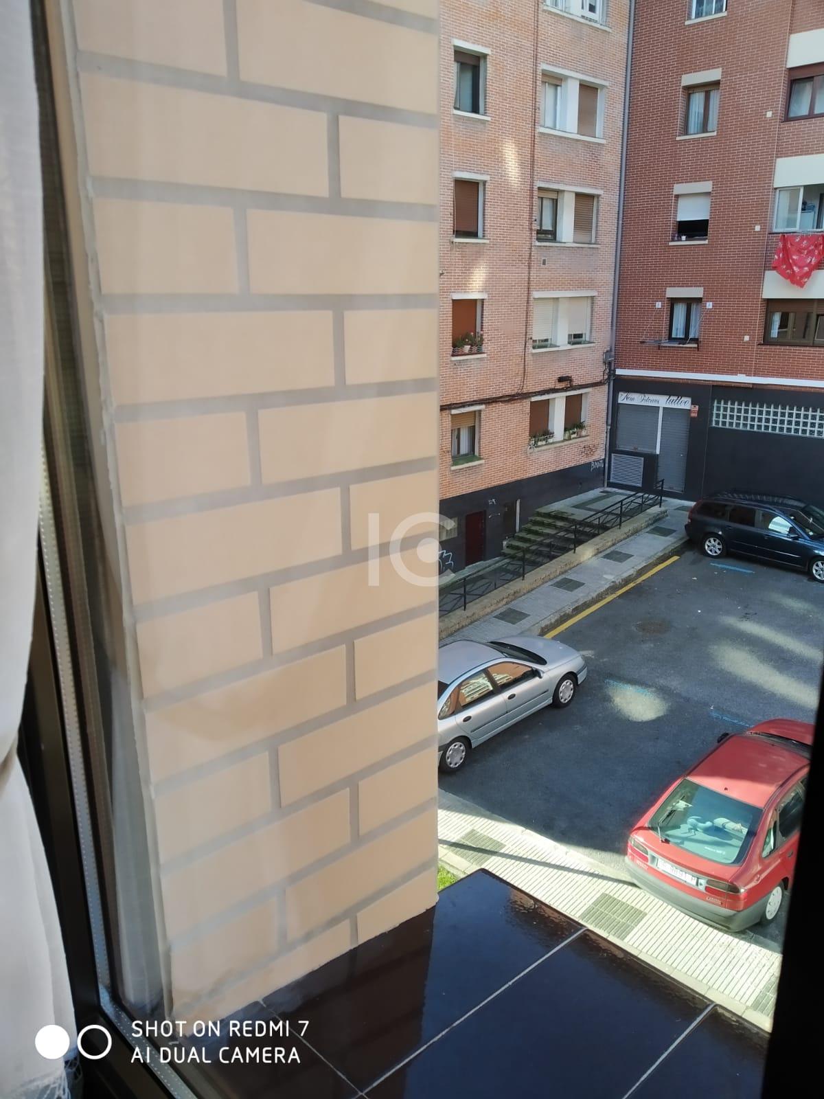 For sale of flat in Barakaldo