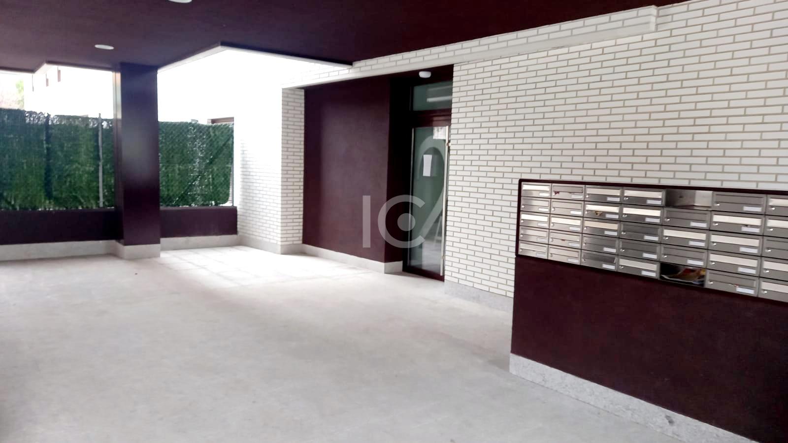 For sale of flat in Urduliz