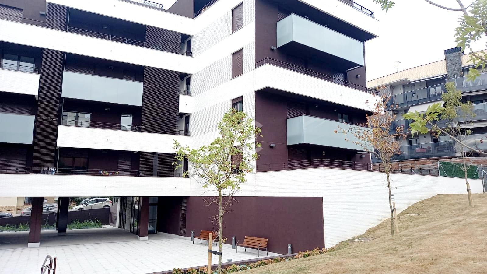 For sale of flat in Urduliz