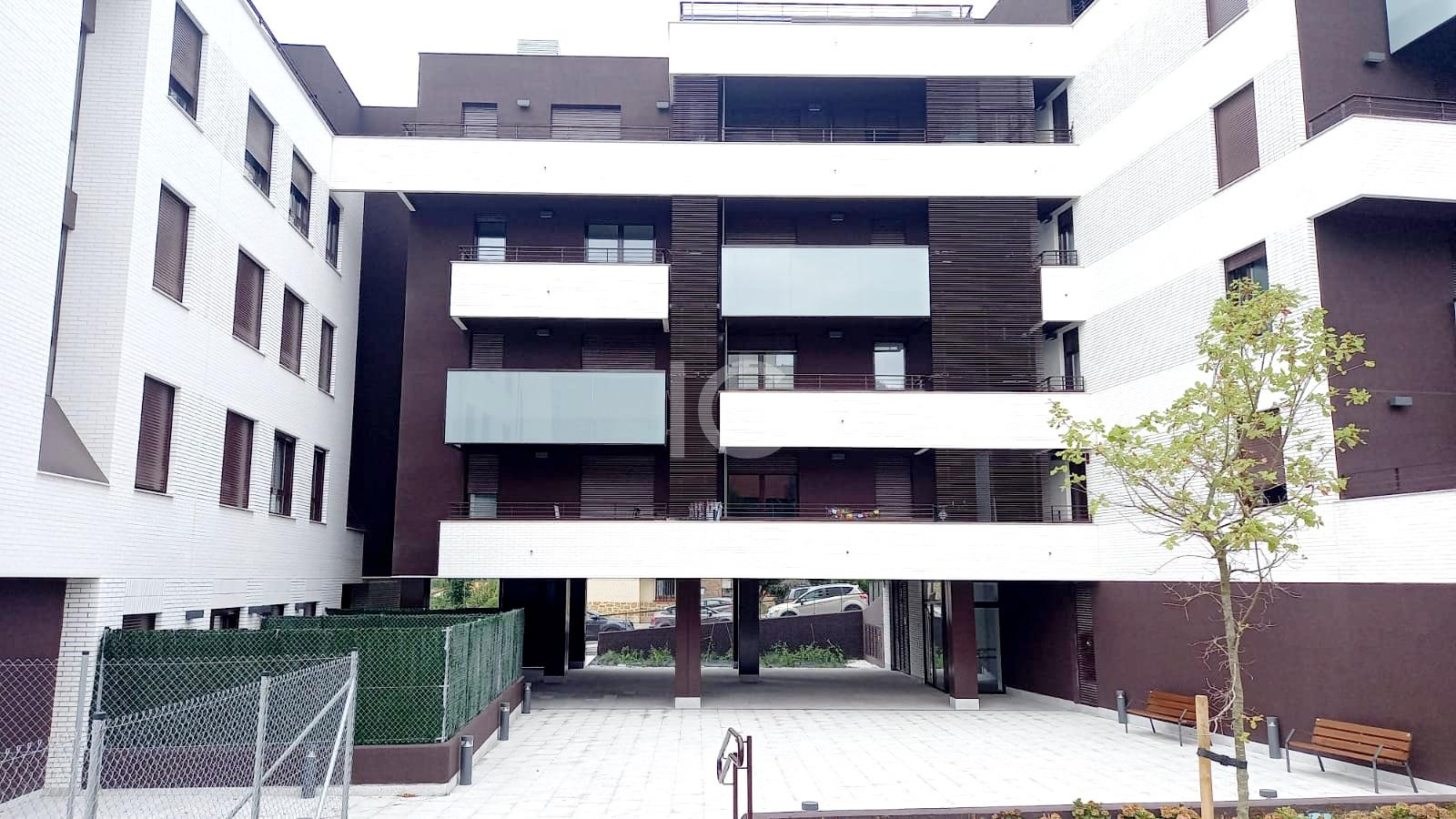 For sale of flat in Urduliz