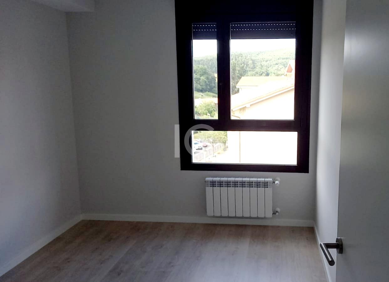 For sale of flat in Urduliz