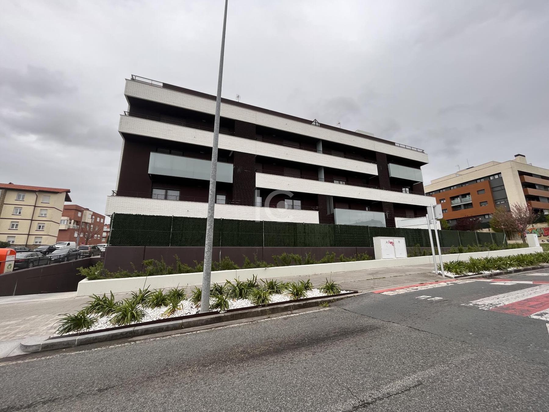 For sale of flat in Urduliz
