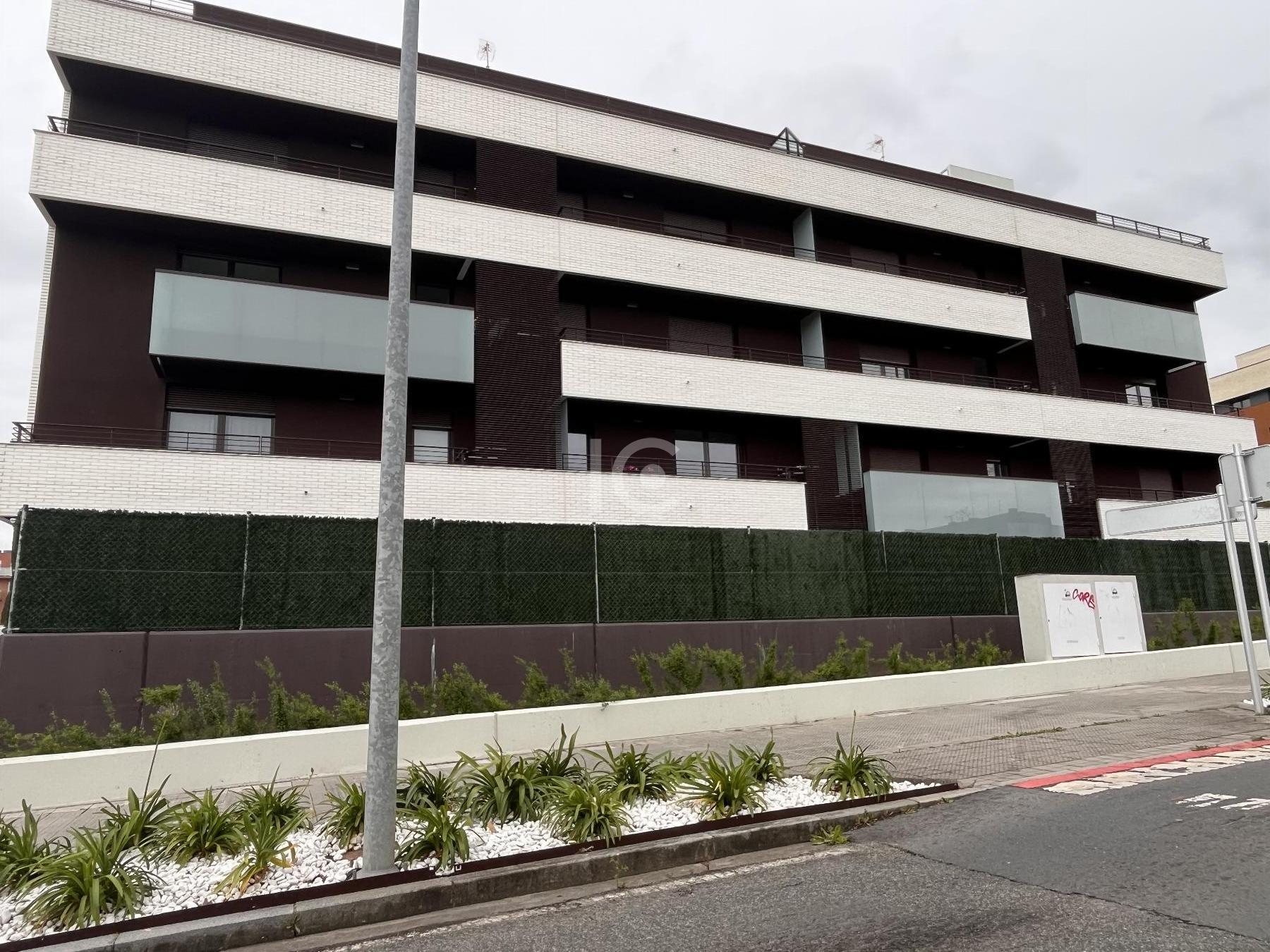 For sale of flat in Urduliz