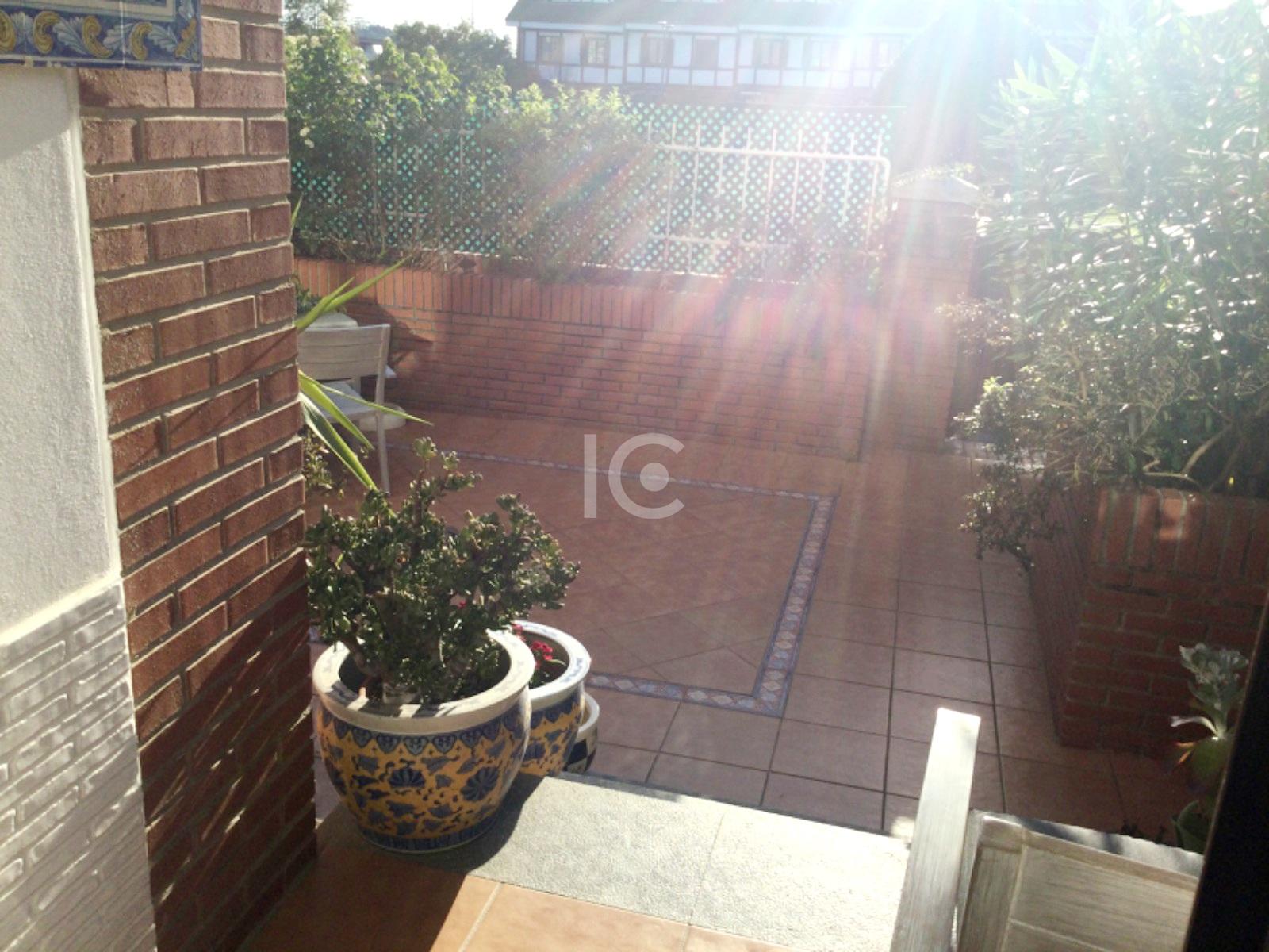 For sale of chalet in Urduliz
