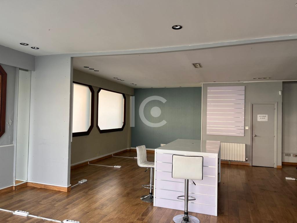 For rent of commercial in Berango