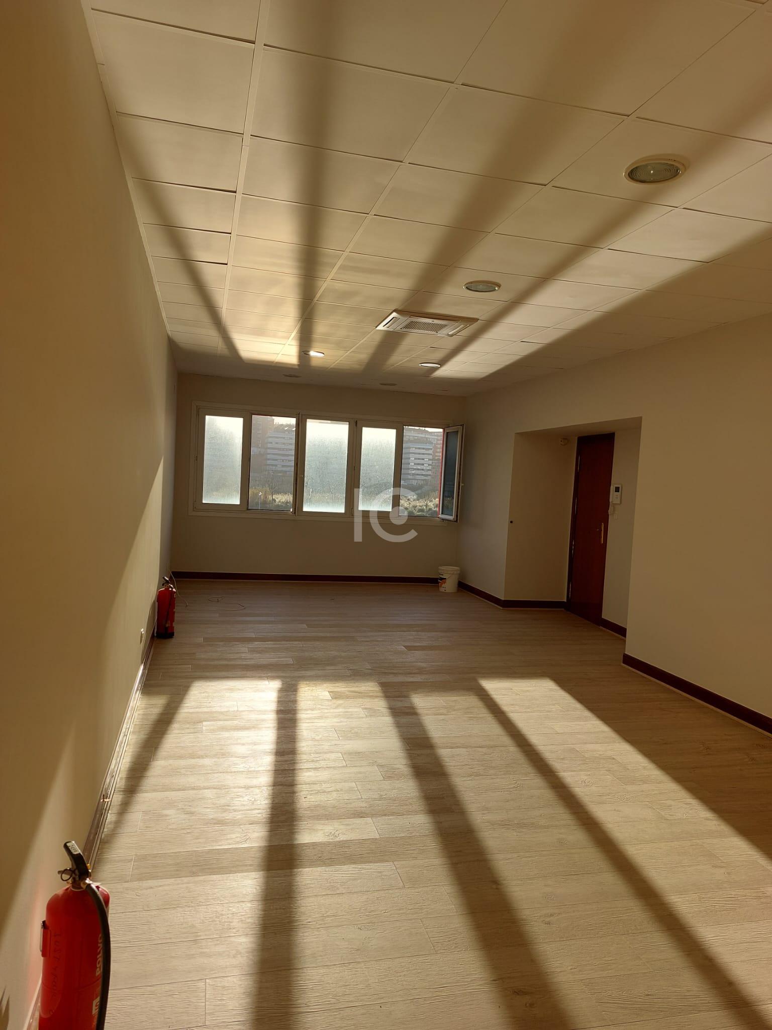 For sale of office in Erandio