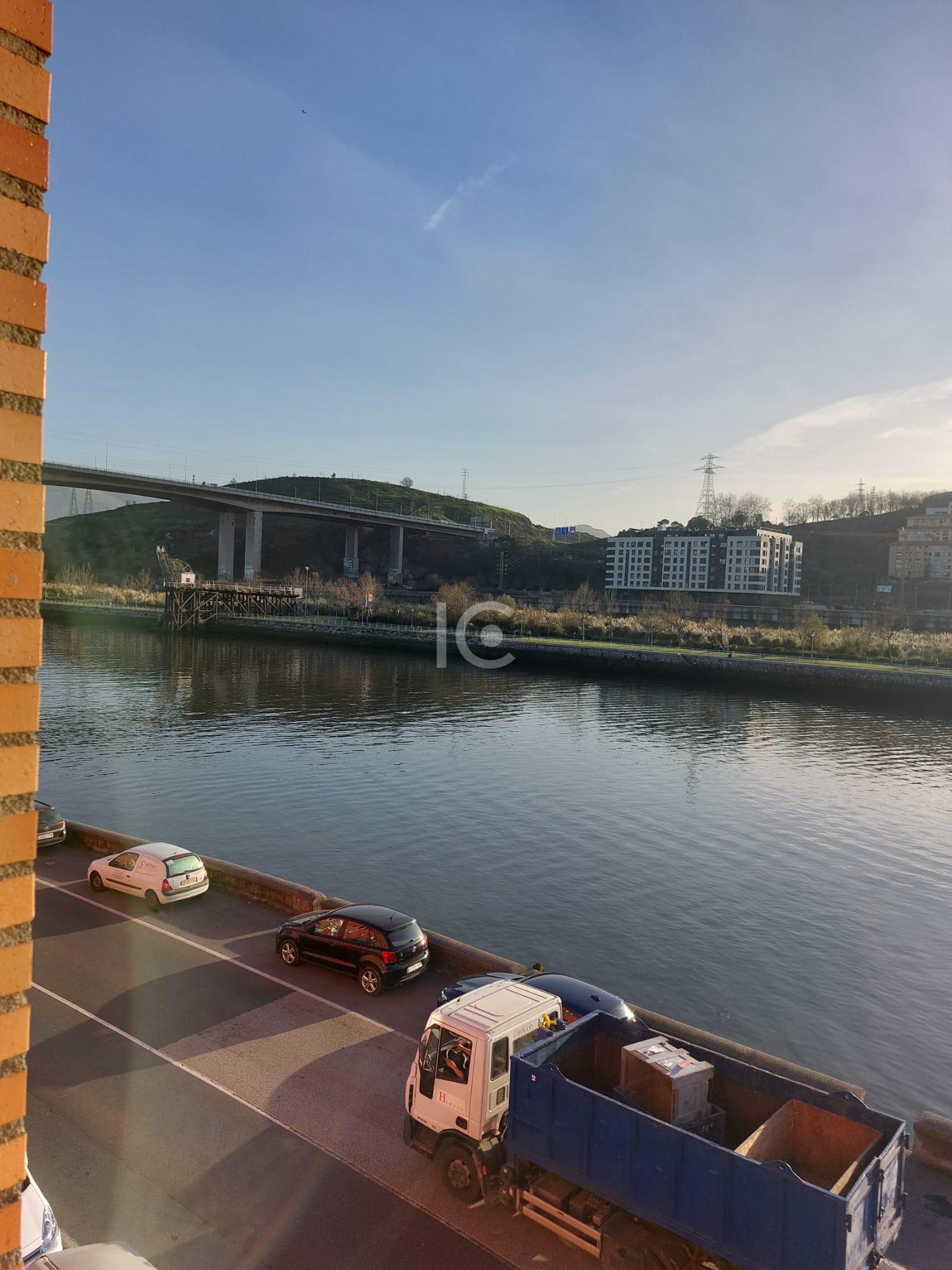 For sale of office in Erandio