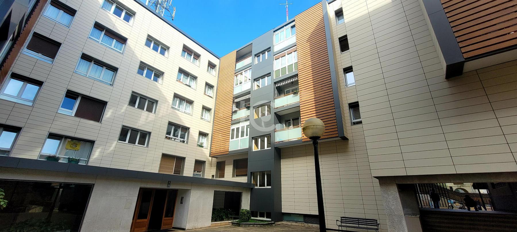 For sale of flat in Getxo