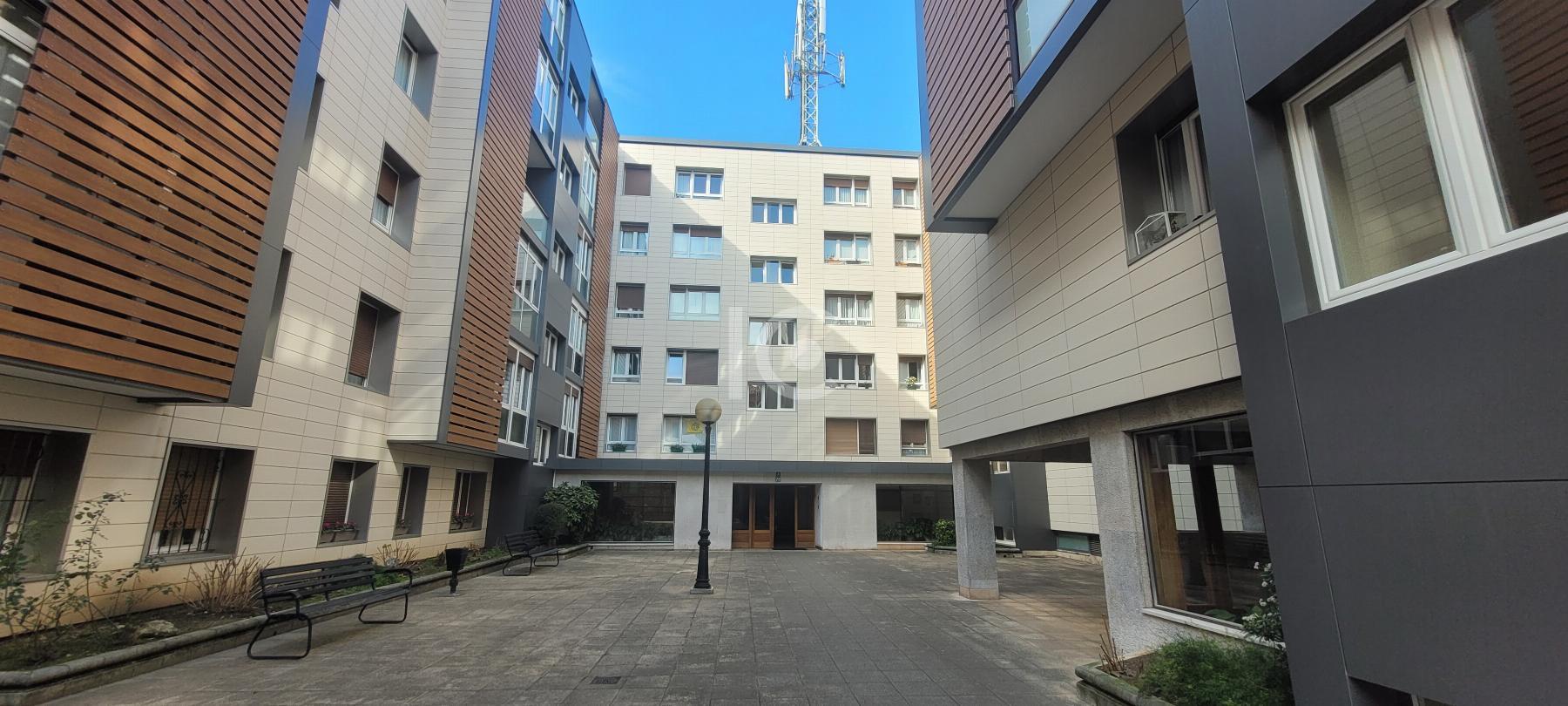 For sale of flat in Getxo