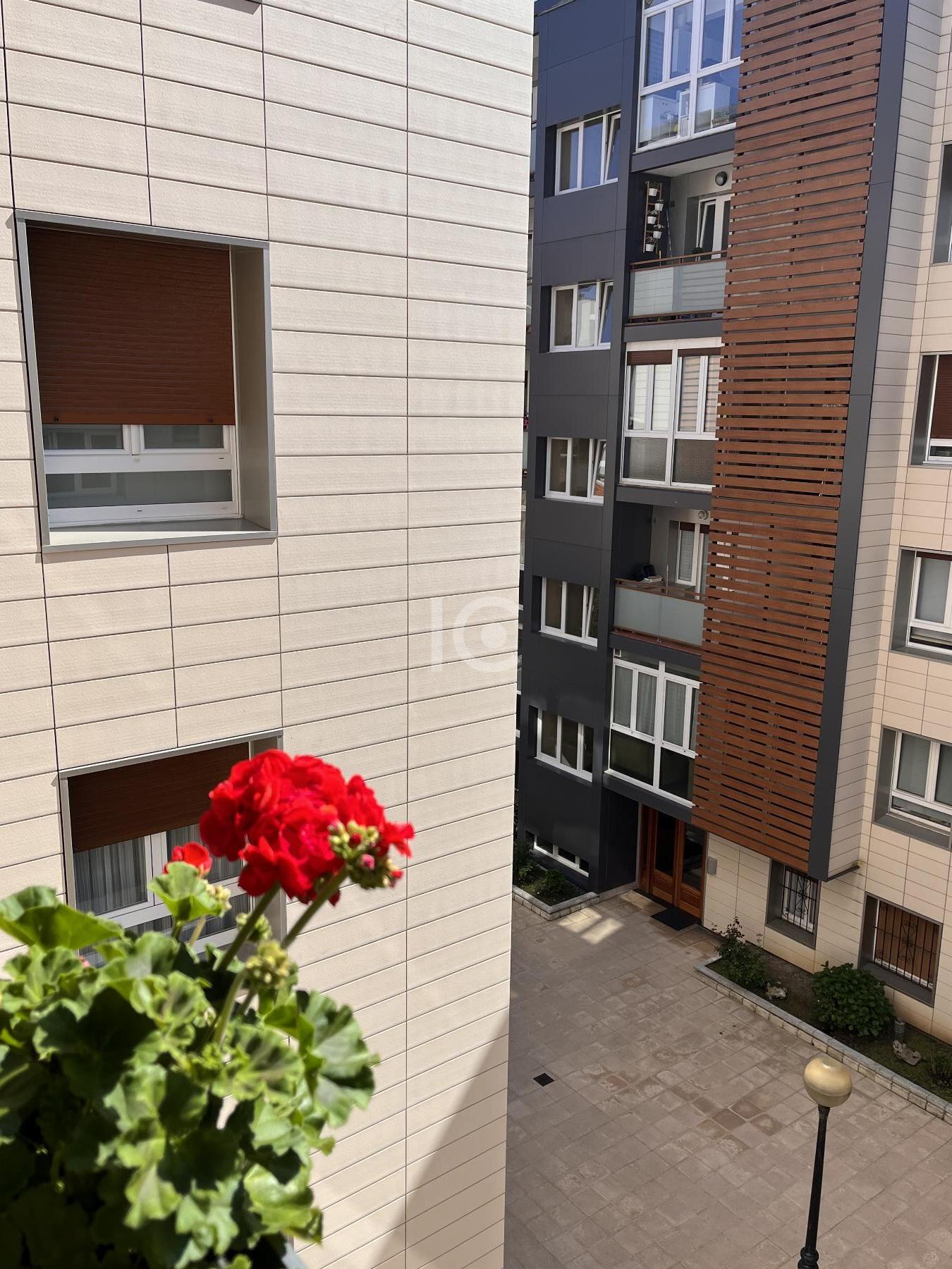 For sale of flat in Getxo
