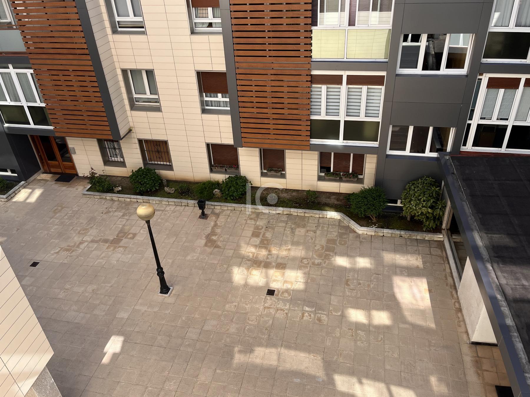 For sale of flat in Getxo