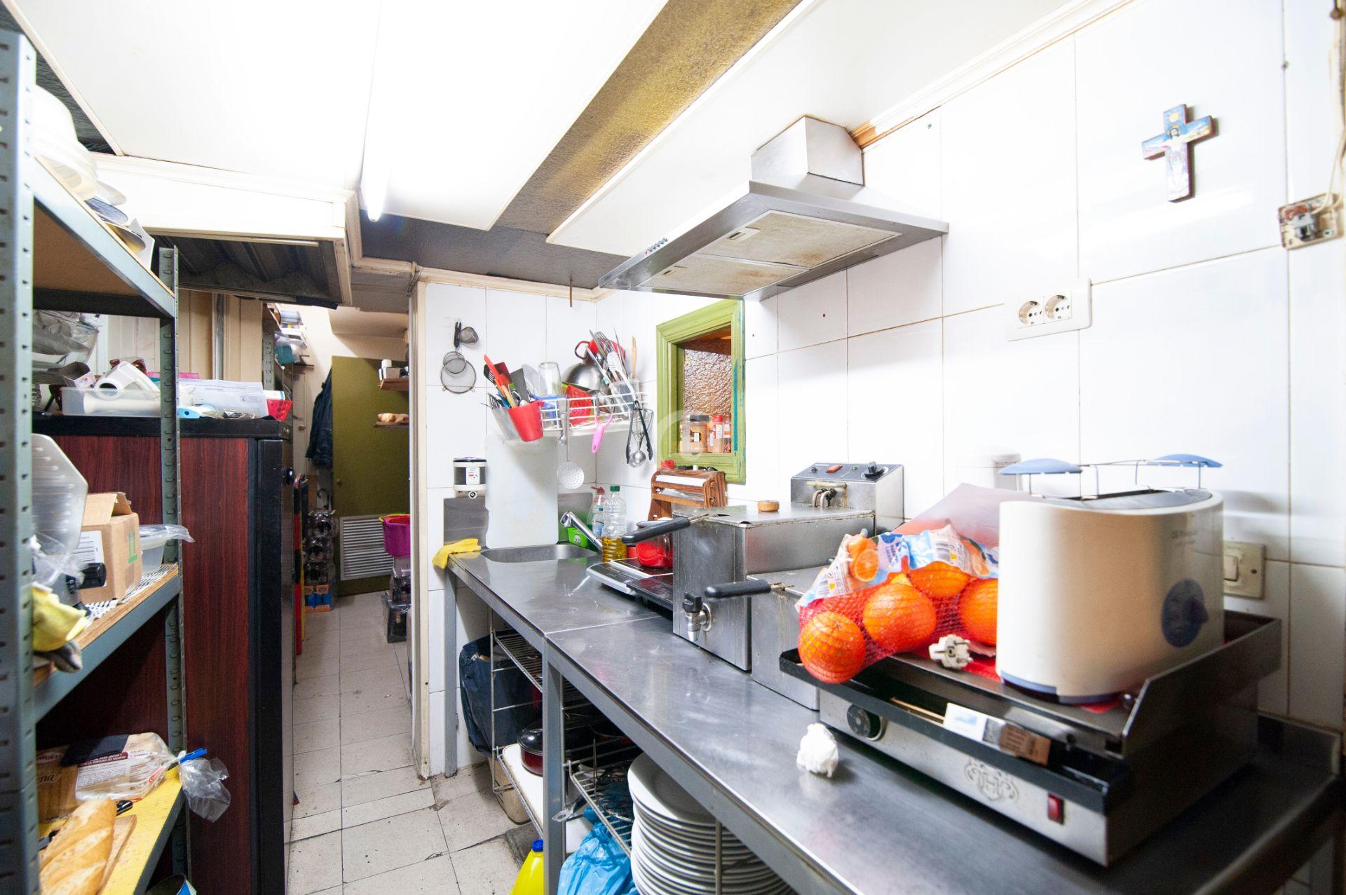 For sale of commercial in Portugalete