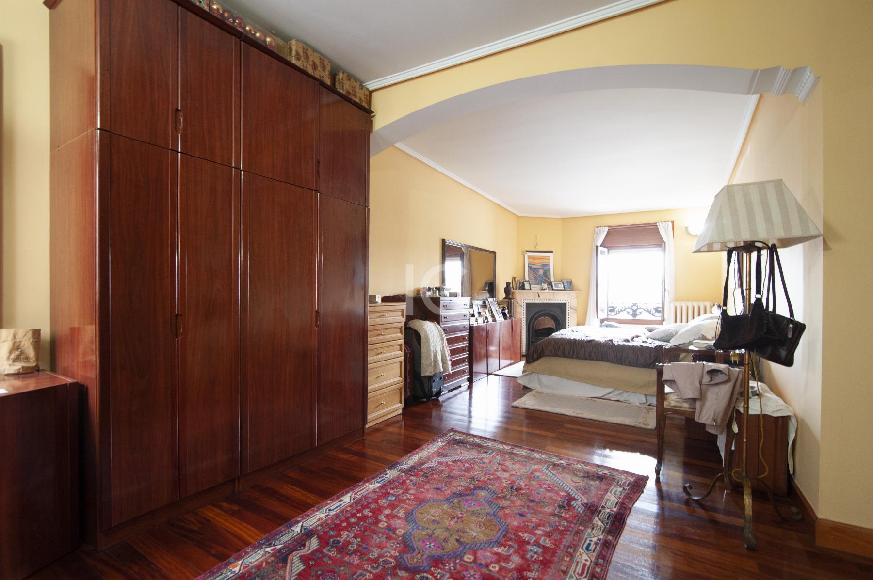 For sale of flat in Portugalete