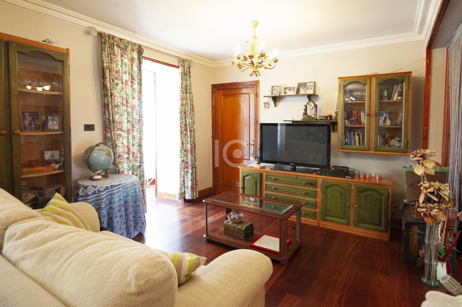 For sale of flat in Portugalete