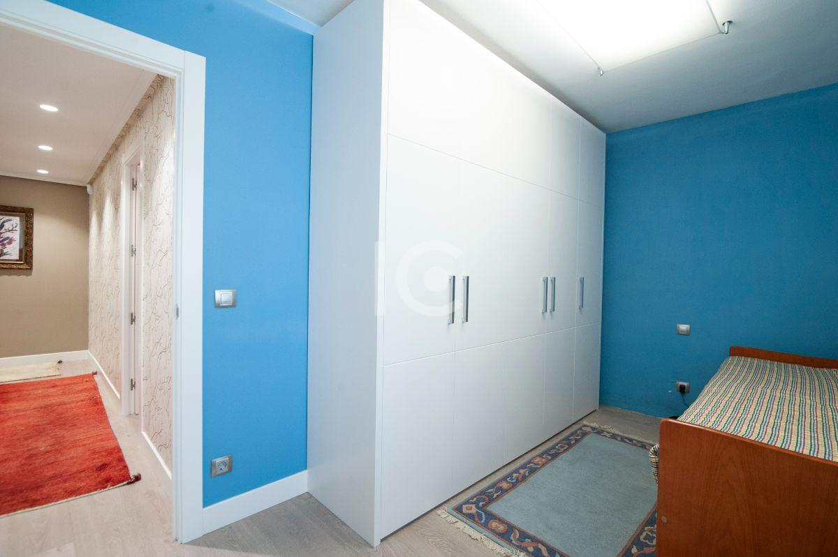 For sale of flat in Getxo