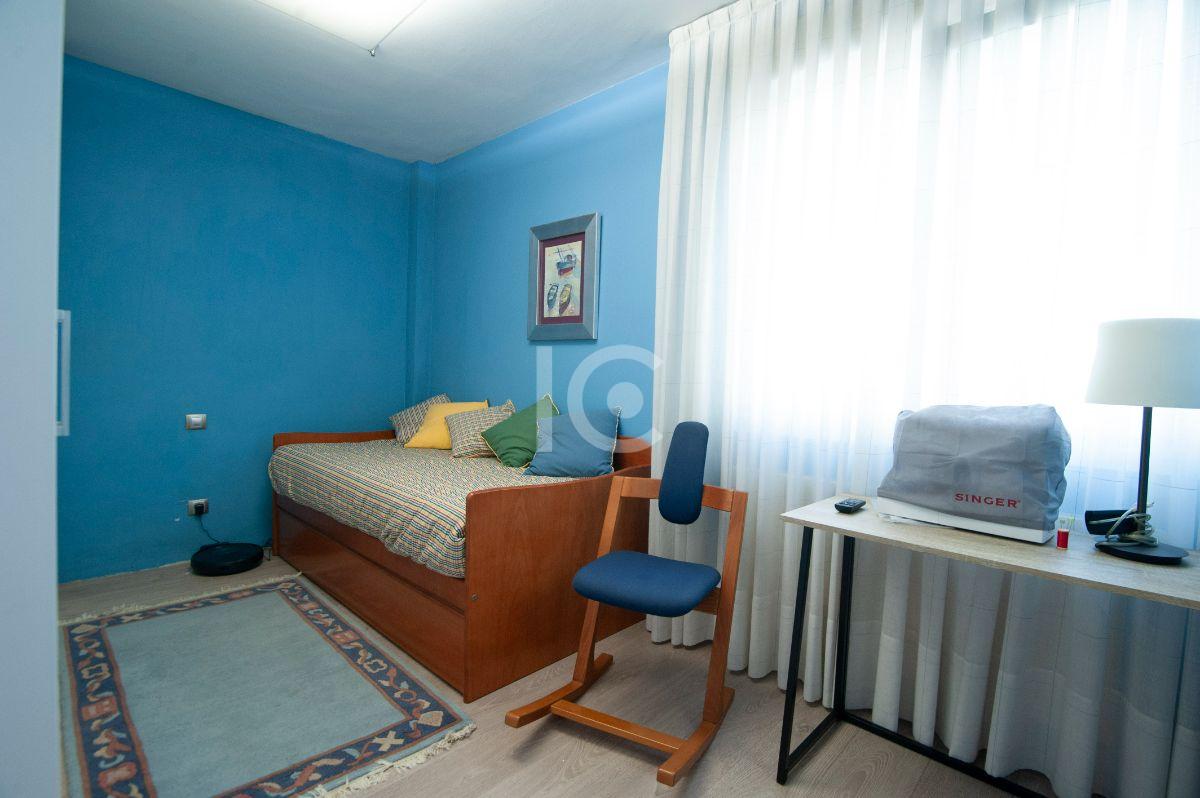For sale of flat in Getxo