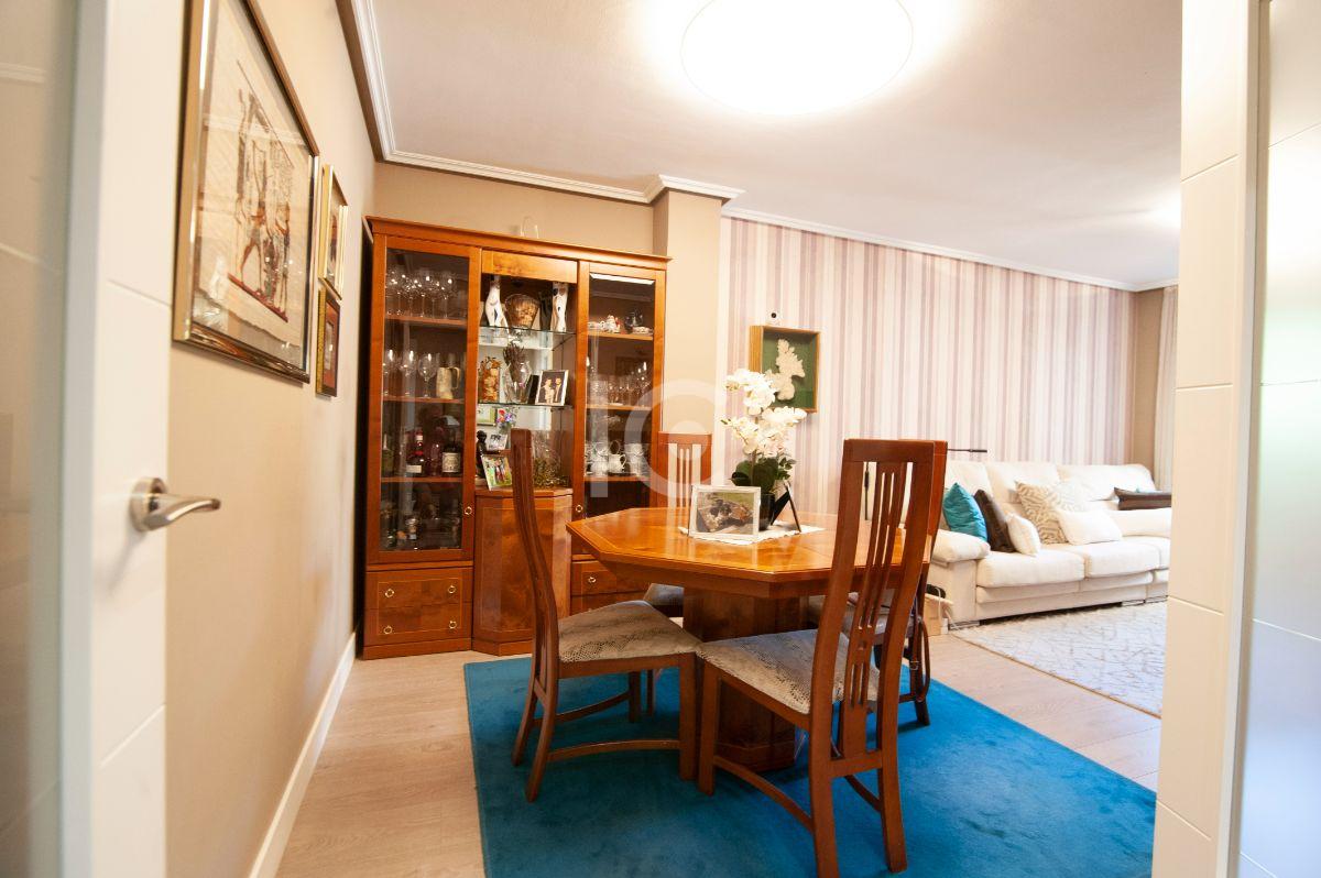 For sale of flat in Getxo
