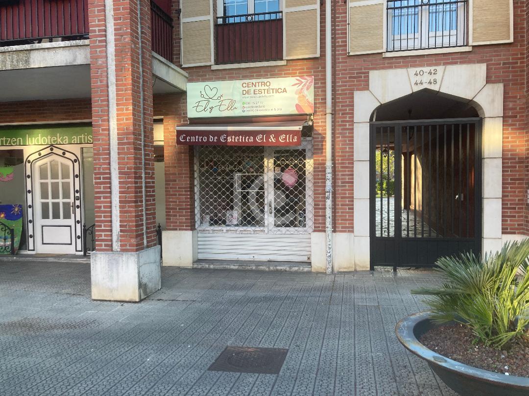 For rent of commercial in Leioa