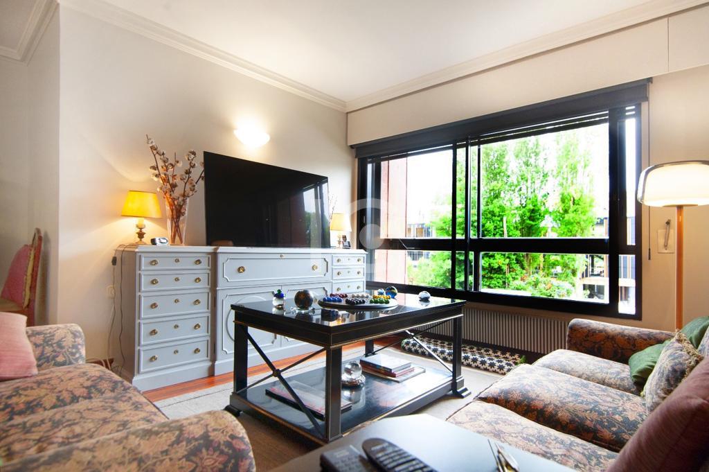 For sale of flat in Getxo